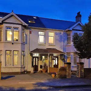 Weaver's House 3* Cardiff