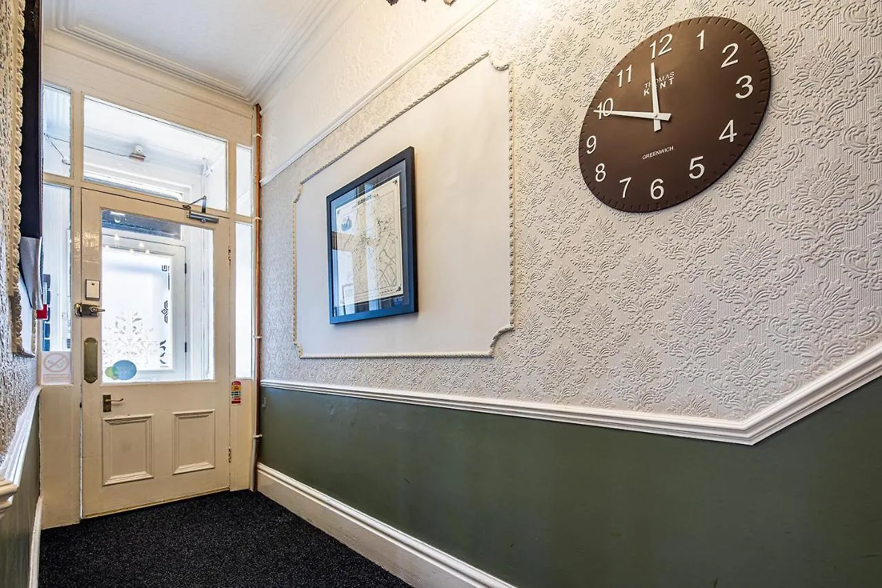 Fountains Guest House - Harrogate Stays