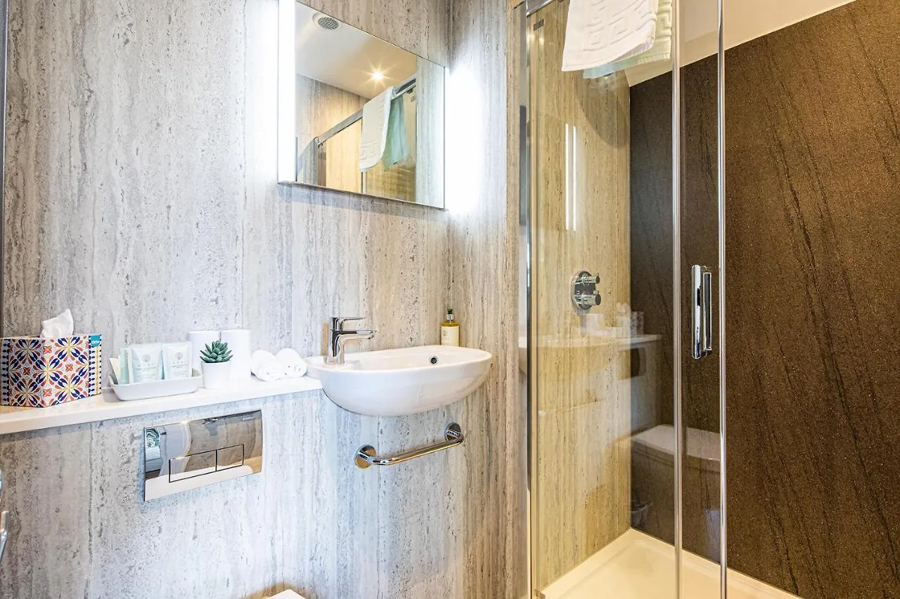 Fountains Guest House - Harrogate Stays