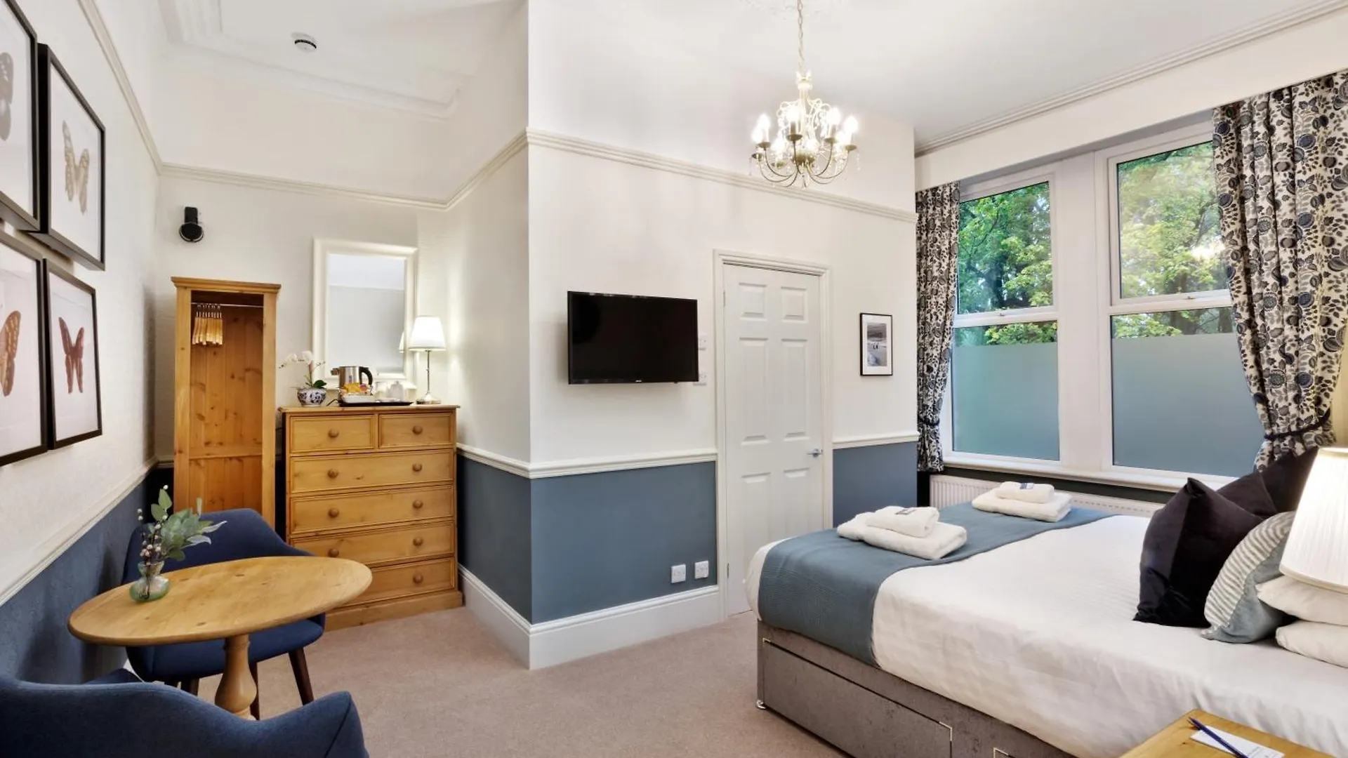 Fountains Guest House - Harrogate Stays