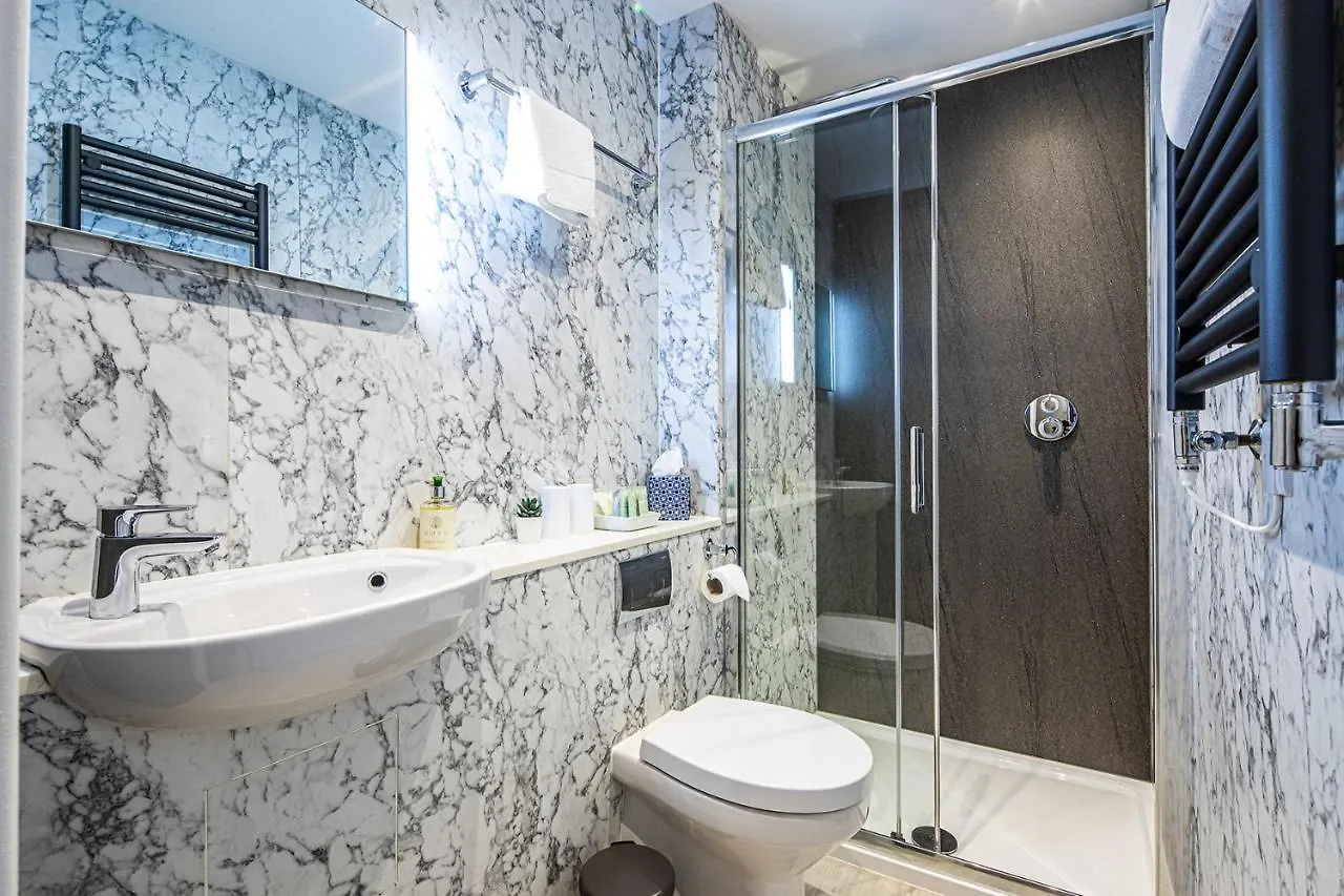 Fountains Guest House - Harrogate Stays
