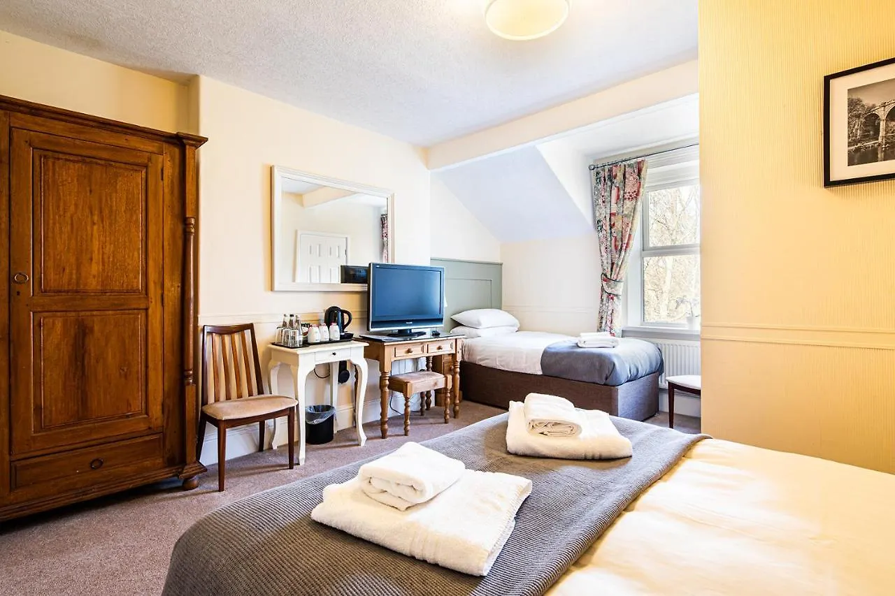 Fountains Guest House - Harrogate Stays United Kingdom