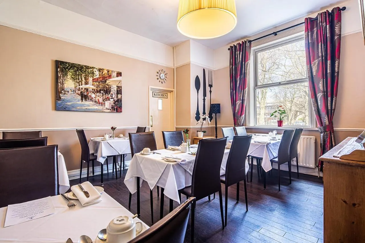 Fountains Guest House - Harrogate Stays