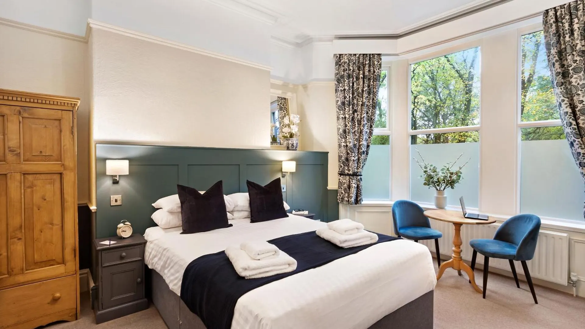 Fountains Guest House - Harrogate Stays